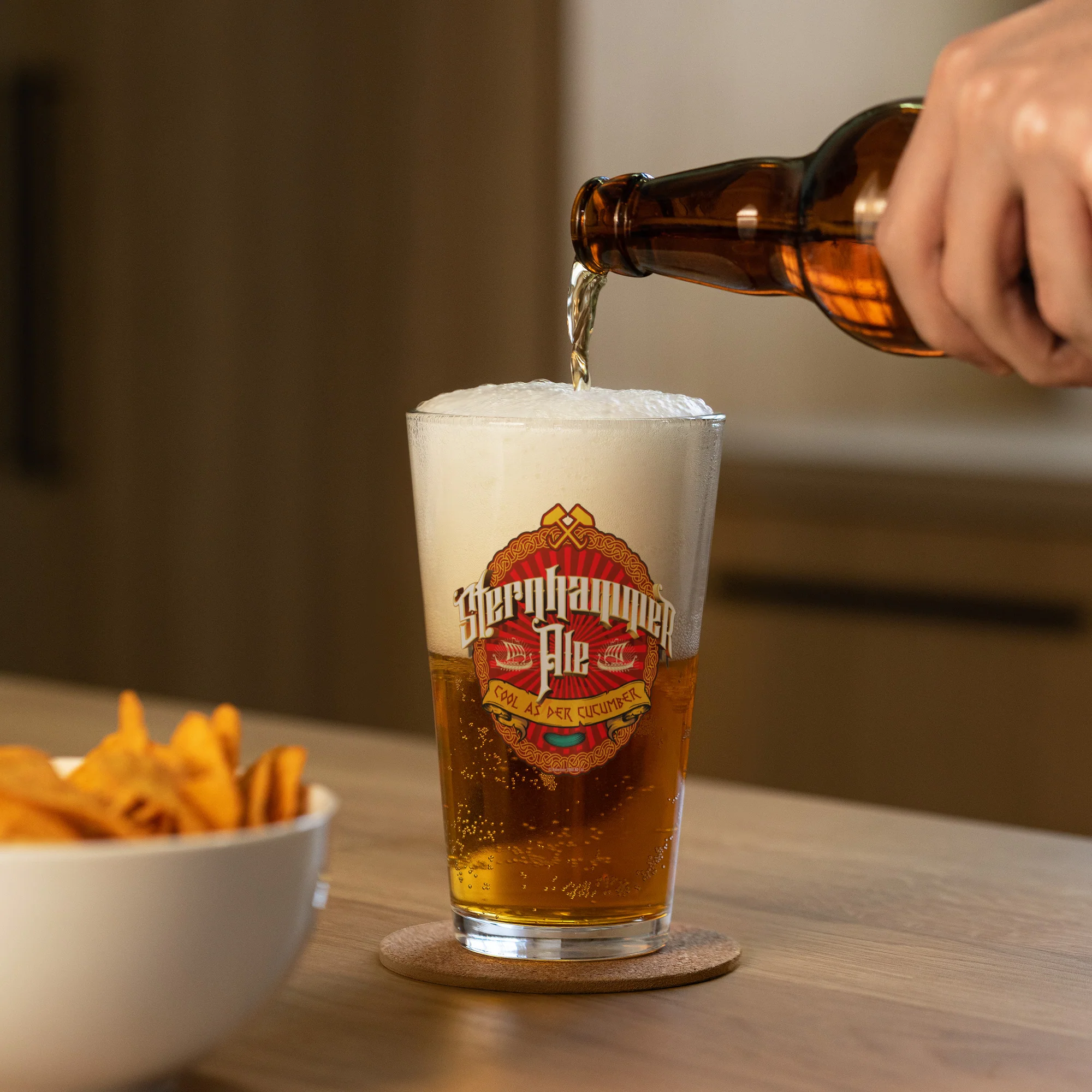2000 AD Sternhammer Ale Pint Glass - Image 3
