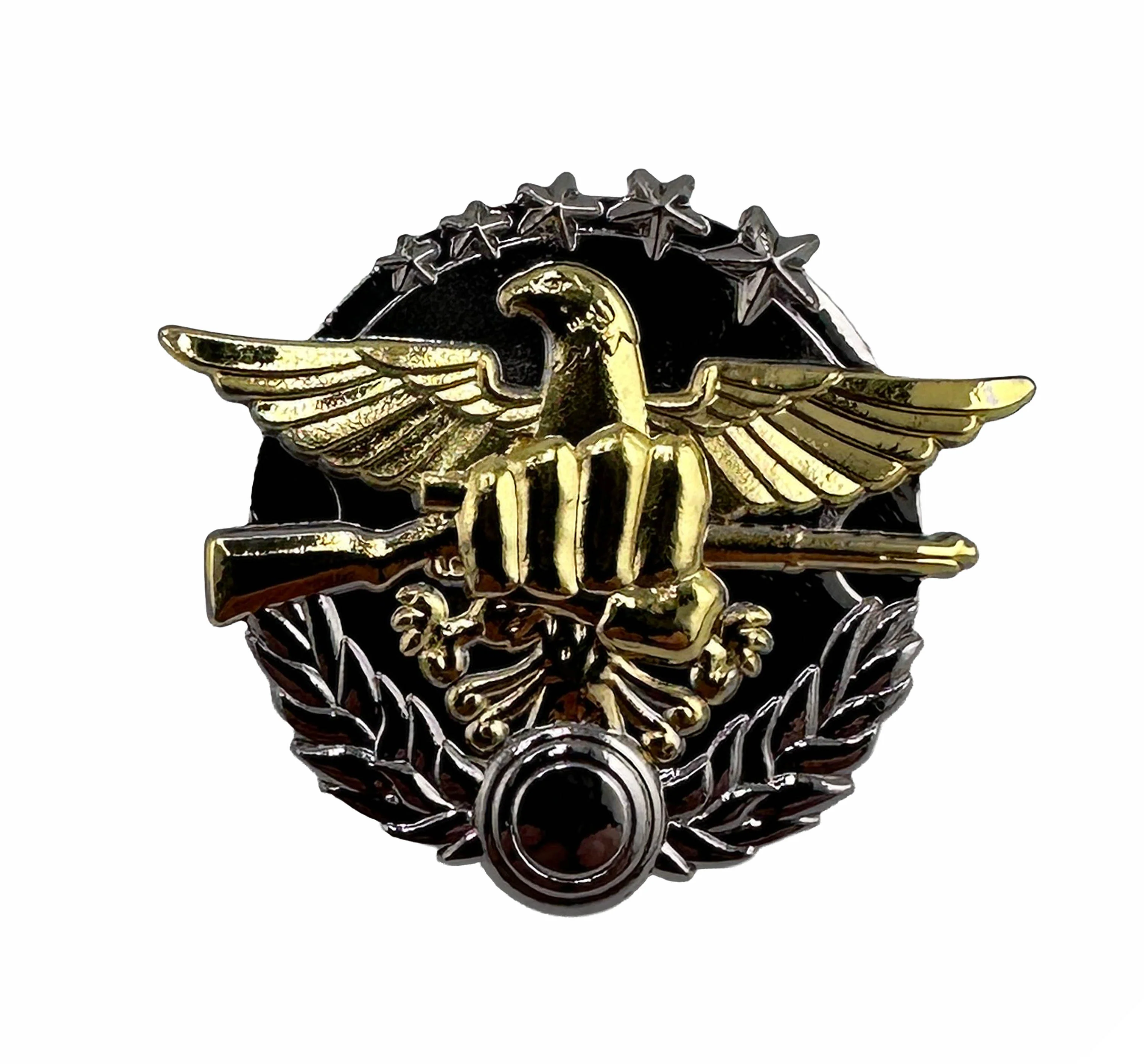 Sniper Elite 20th Anniversary Limited Edition Medal and Pin Badge Set - Image 4